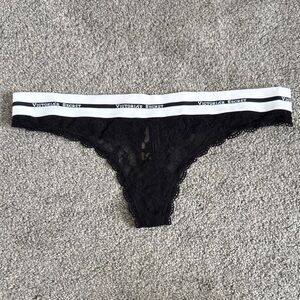 Vintage Victoria’s Secret Wideband Logo Thong